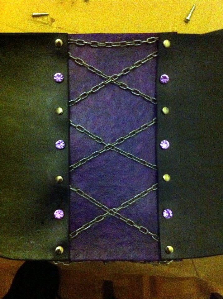 Texture and color don't really come out correctly, but you get the idea.